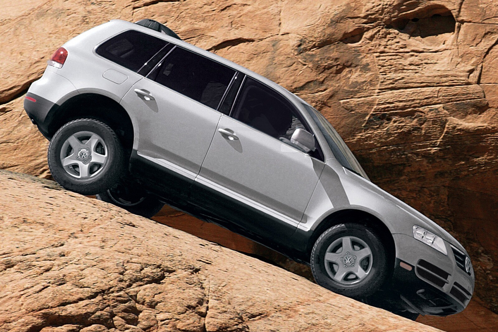 2007 Volkswagen Touareg exterior FQ