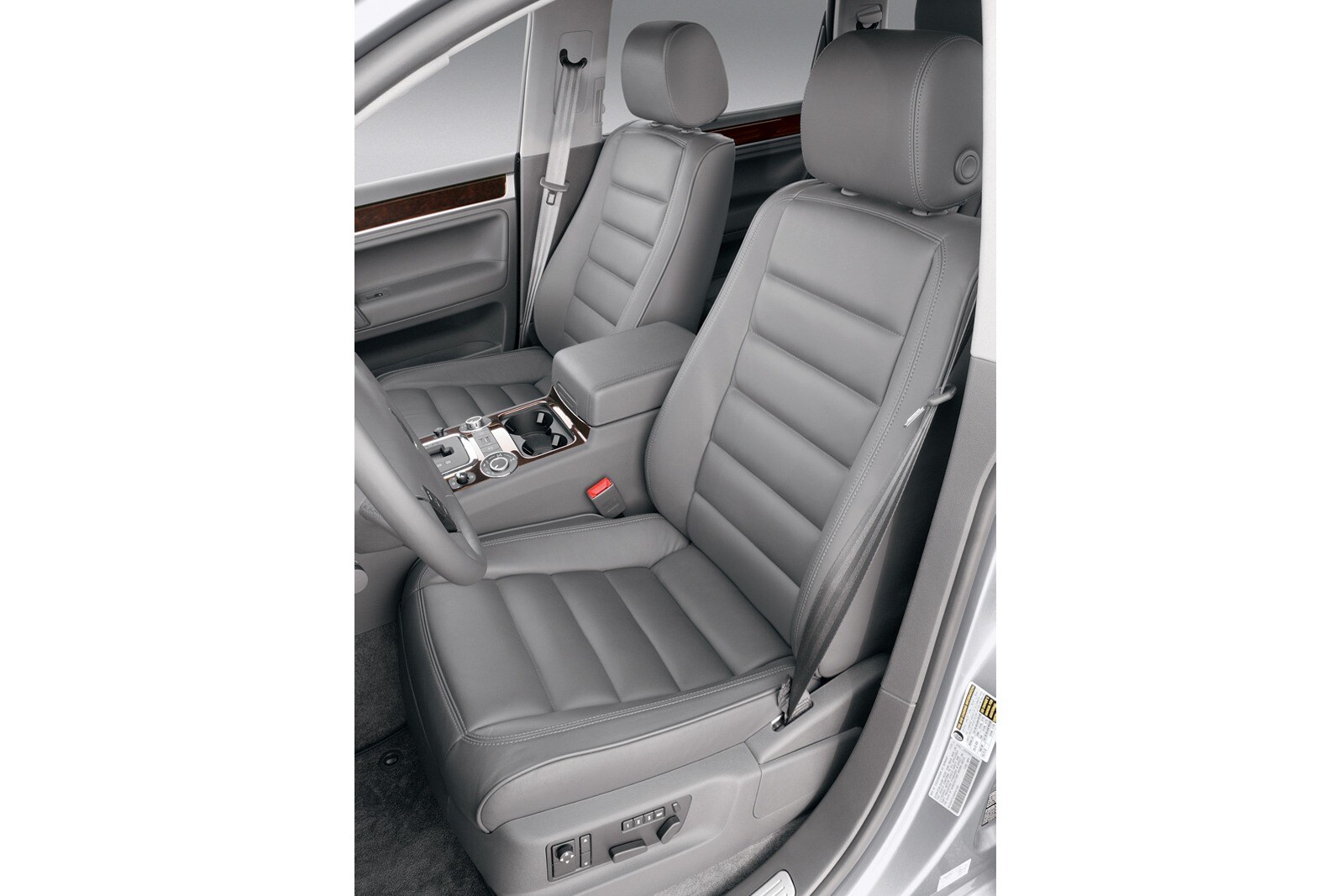 2007 Volkswagen Touareg interior I
