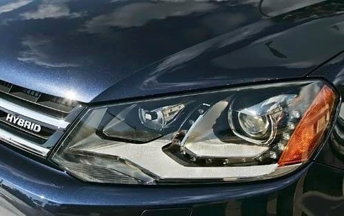 2011 Volkswagen Touareg exterior FBDG