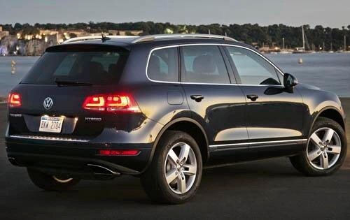 2011 Volkswagen Touareg Hybrid SUV