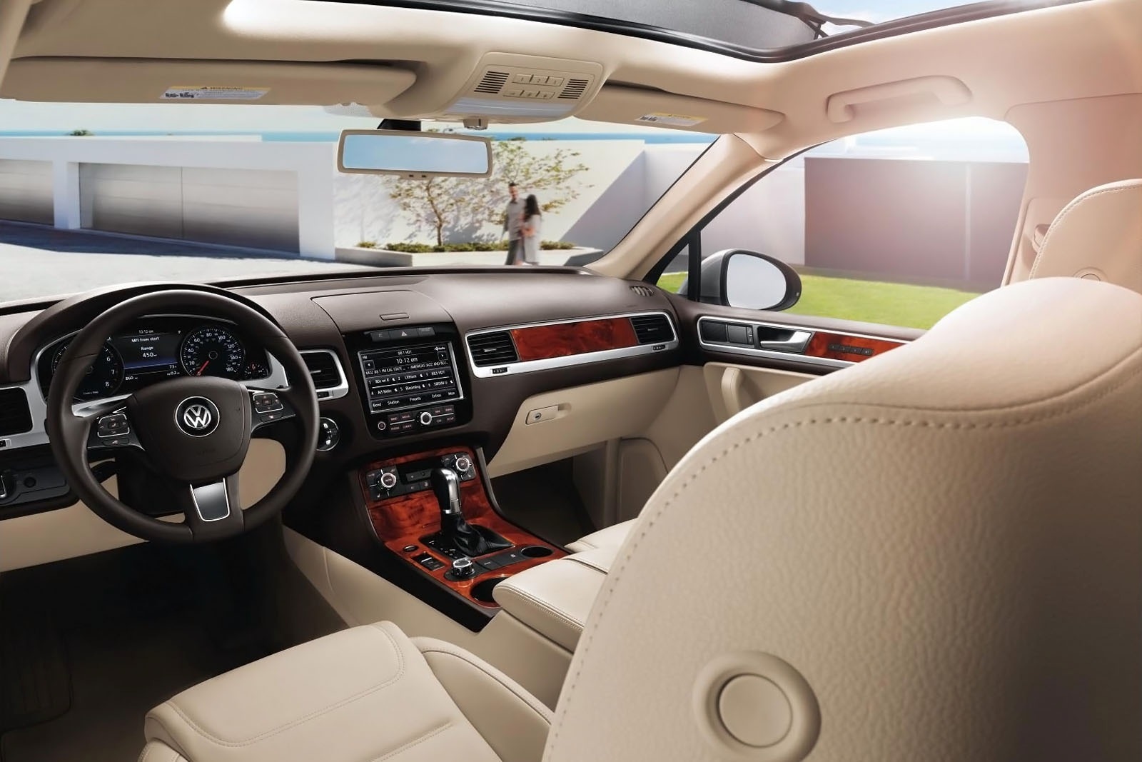 2012 Volkswagen Touareg interior I