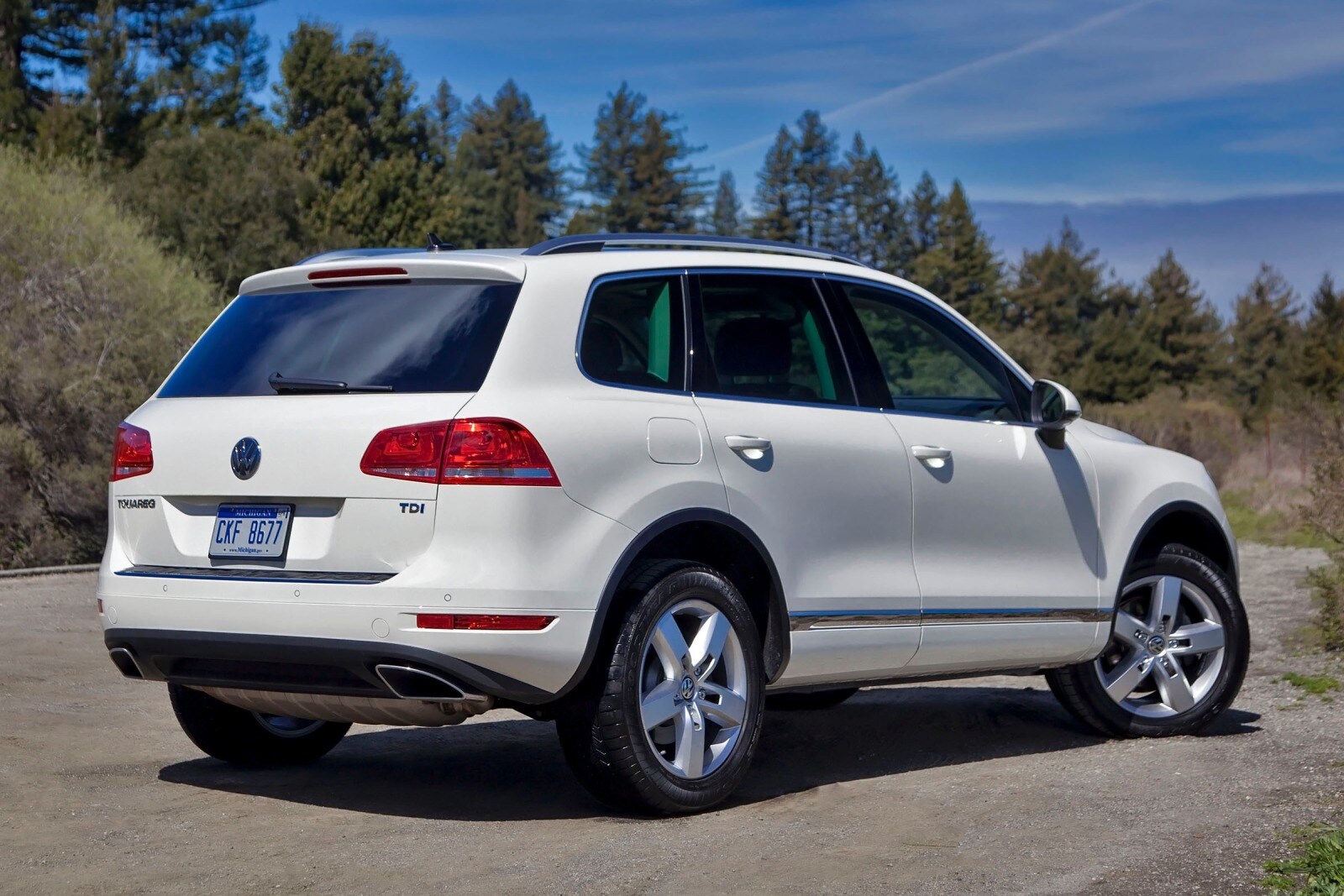 2015 Volkswagen Touareg TDI Lux 4dr SUV Exterior