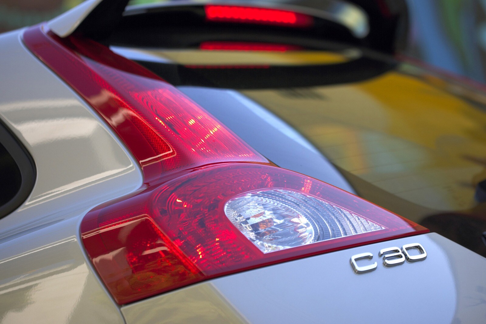 2008 Volvo C30 — OEM photo 5