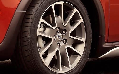 2011 Volvo C30 exterior W