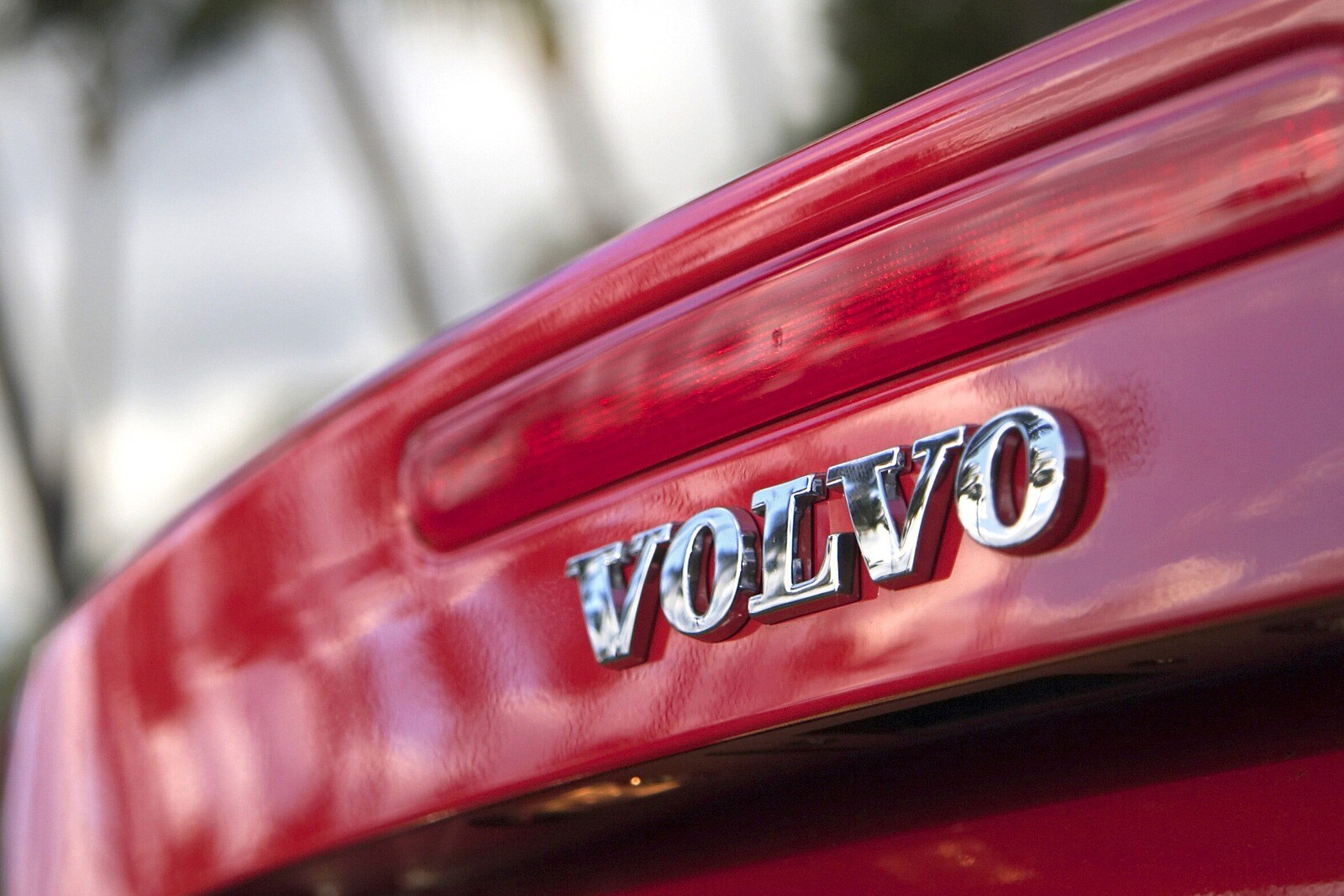 2007 Volvo C70 exterior RBDG