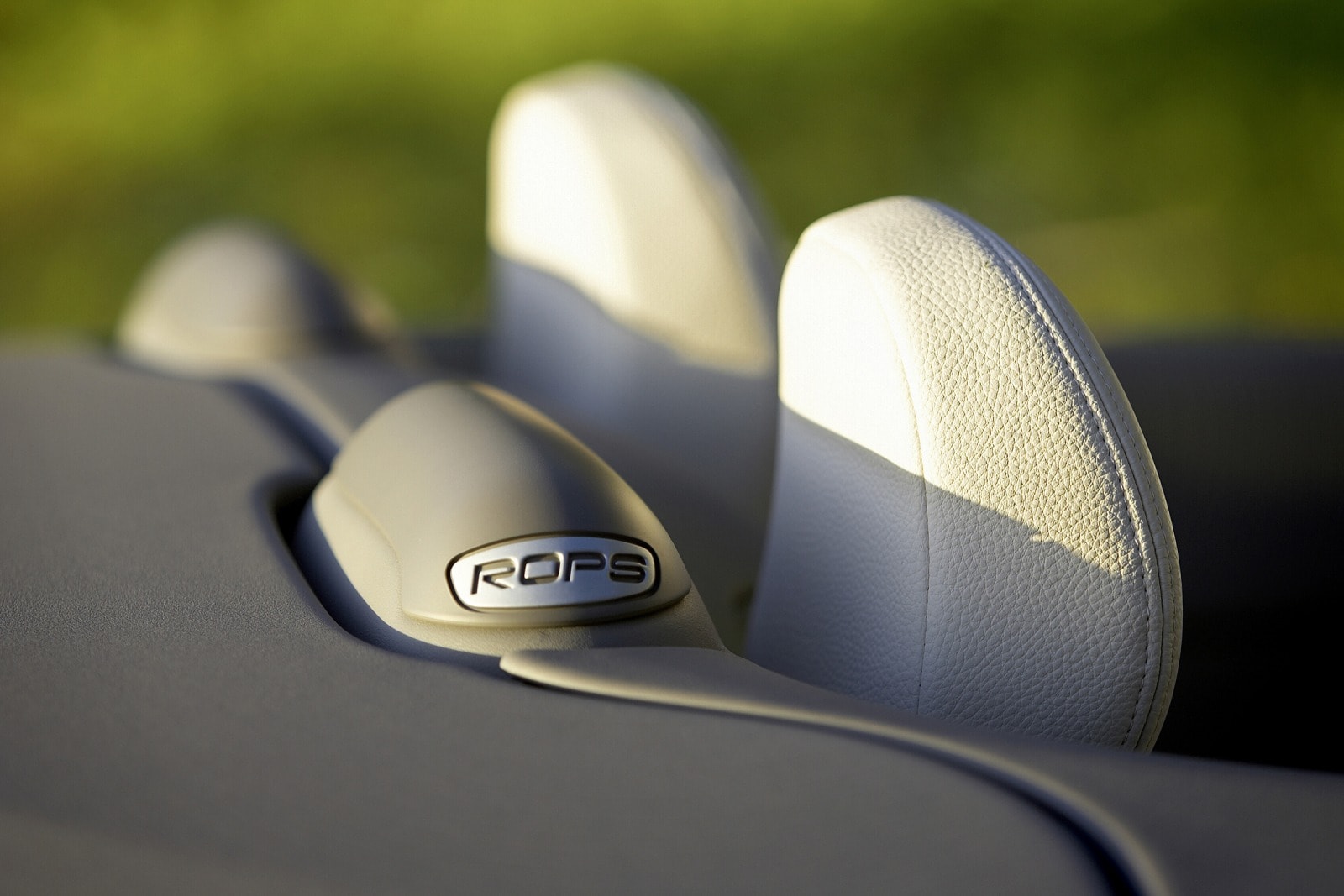 2008 Volvo C70 interior DETAIL