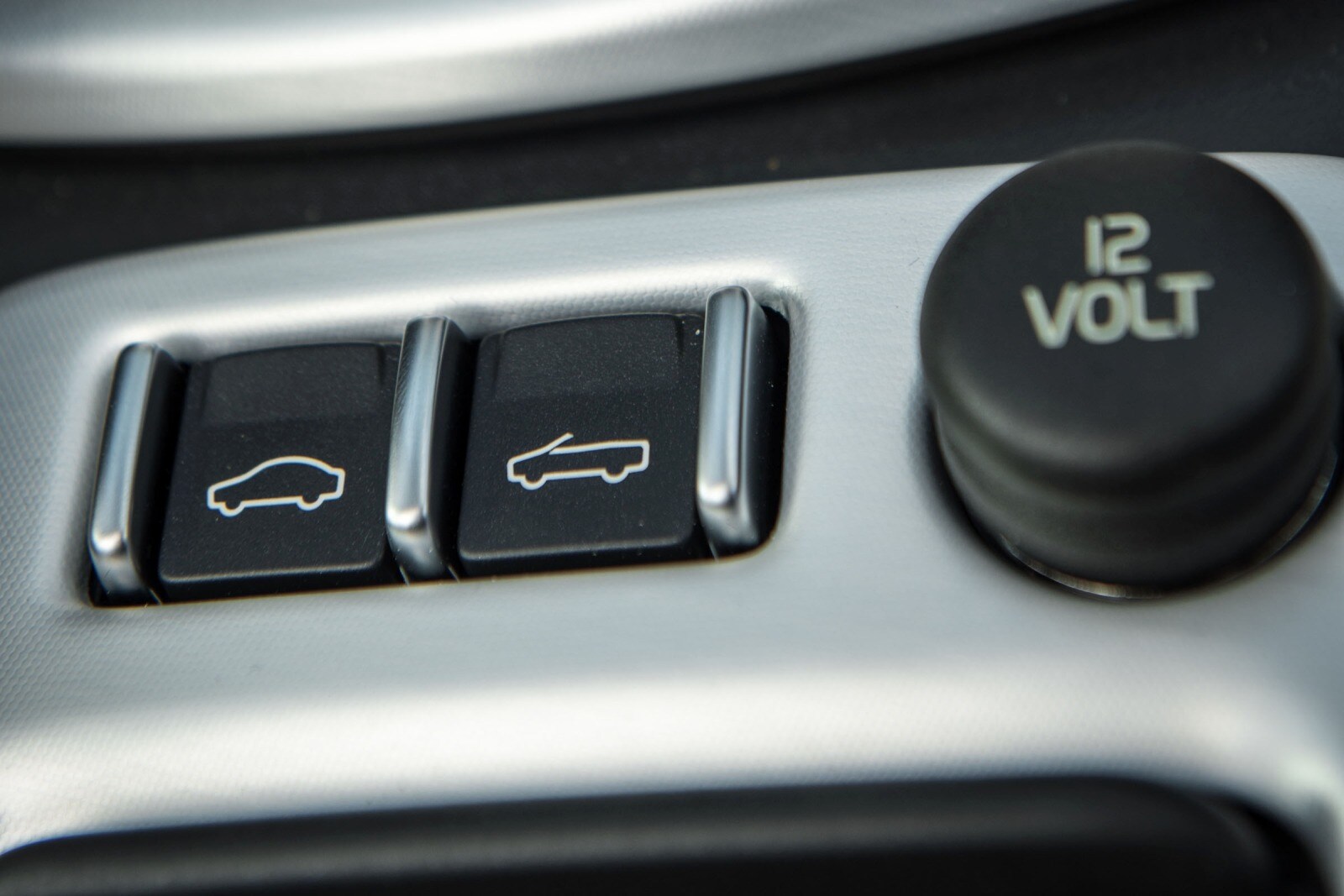 2013 Volvo C70 interior AUXCTRL