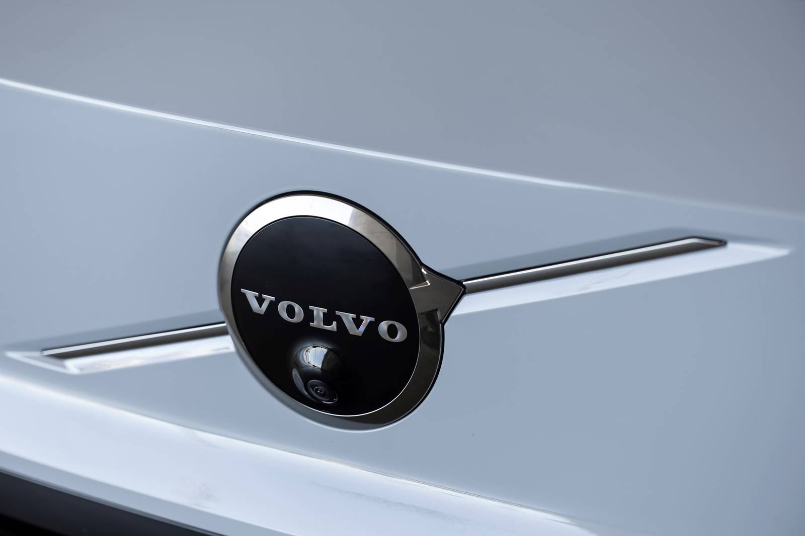 2025 Volvo EX30 front safety FBDG