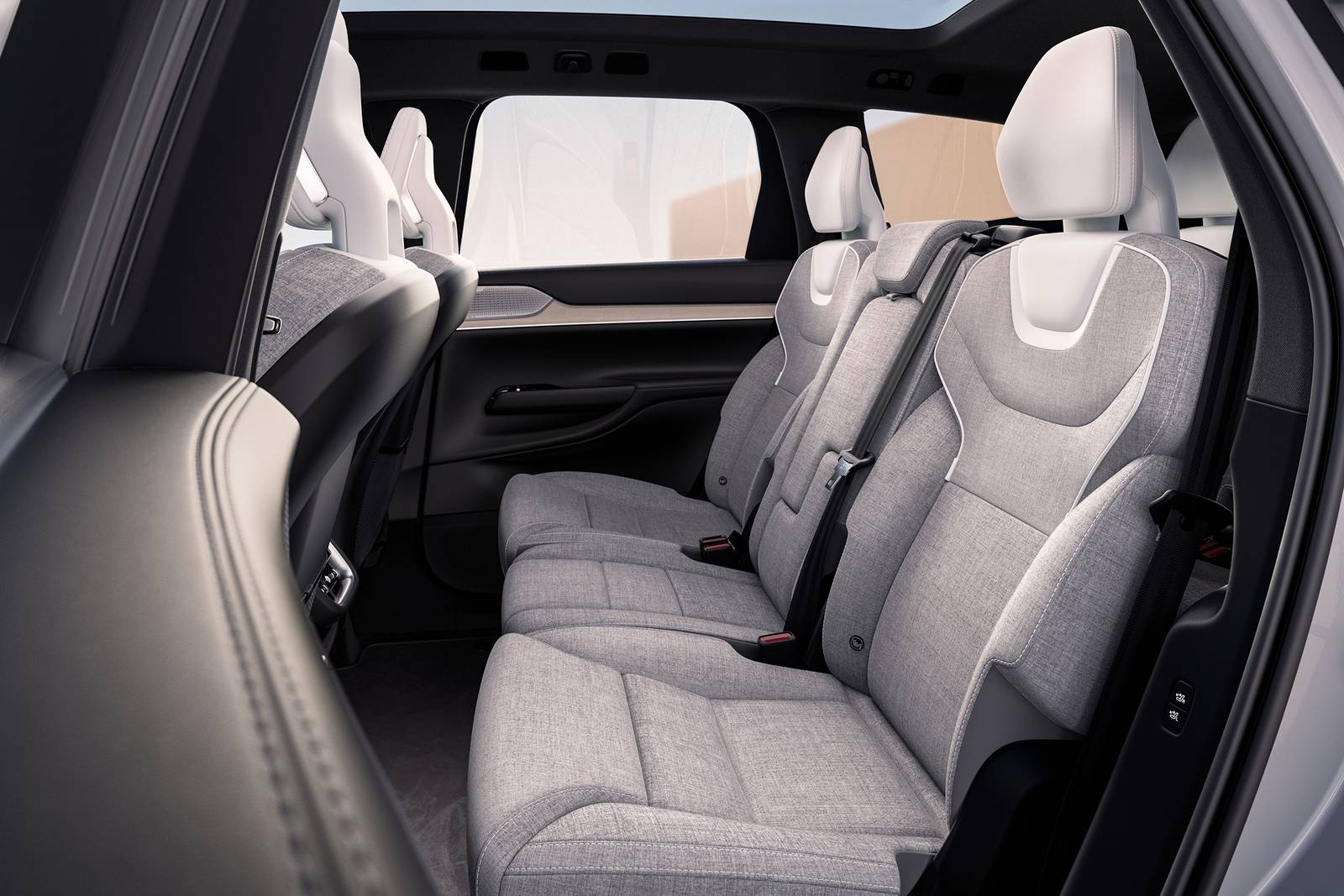 2025 Volvo Ex90 interior I
