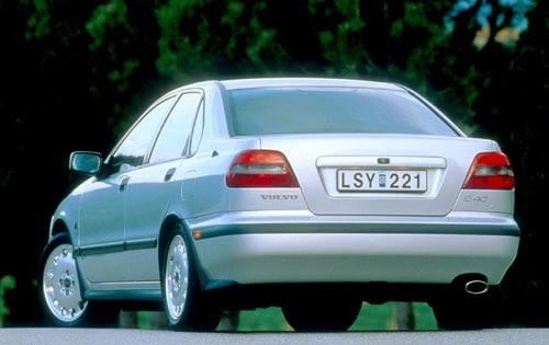 2000 Volvo S40 4dr Sedan 