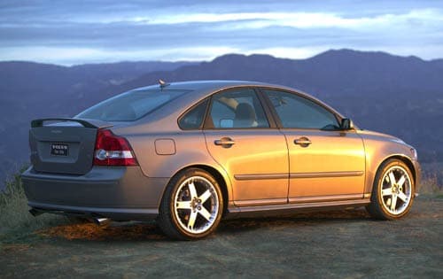 2004 Volvo S40 T5 4dr Sedan