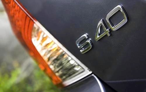 2010 Volvo S40 exterior FBDG