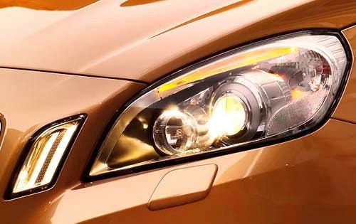 2011 Volvo S60 exterior EDETAIL