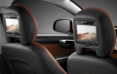 2011 Volvo S60 interior DETAIL