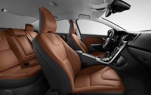 2011 Volvo S60 interior I