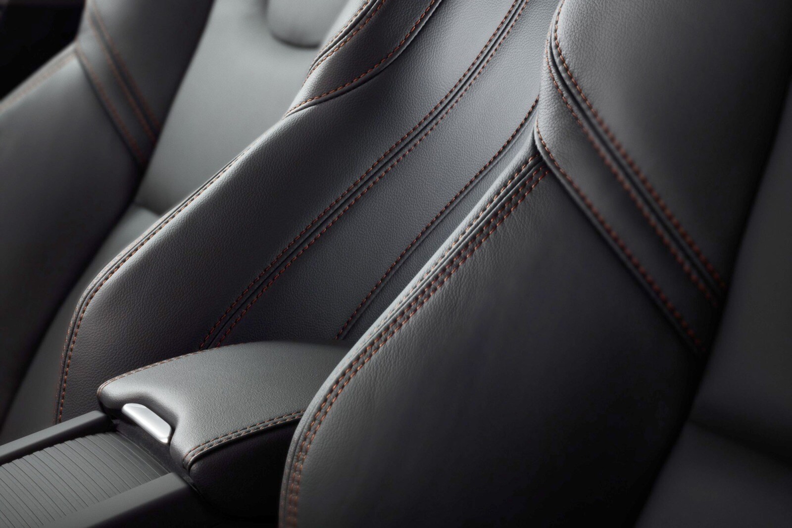 2016 Volvo S60 front safety DETAIL