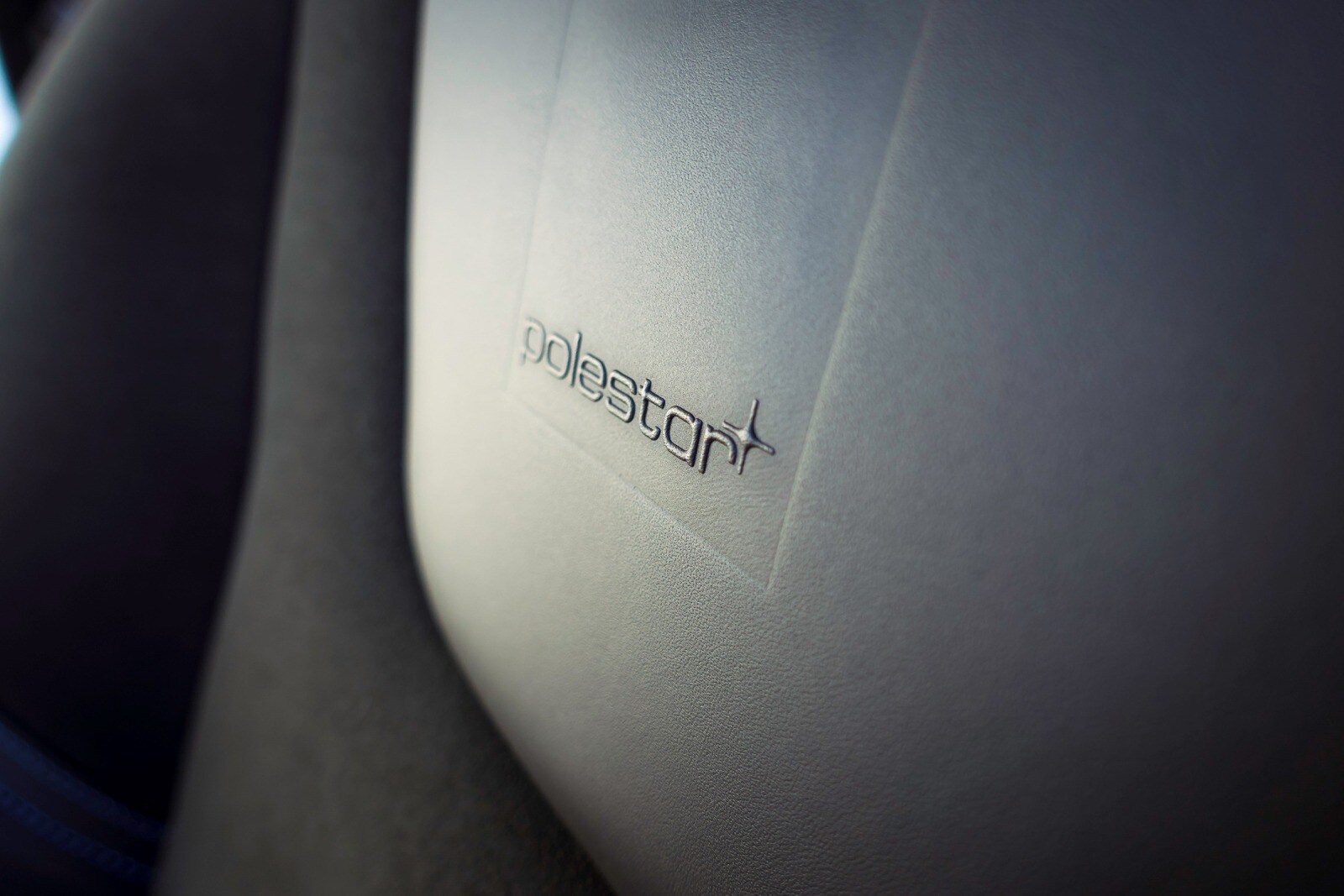 2018 Volvo S60 front safety DETAIL