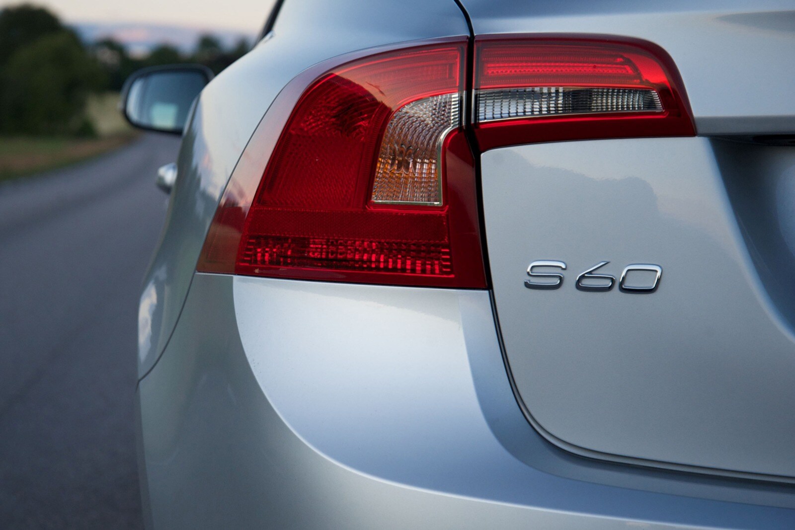 2018 Volvo S60 exterior RBDG