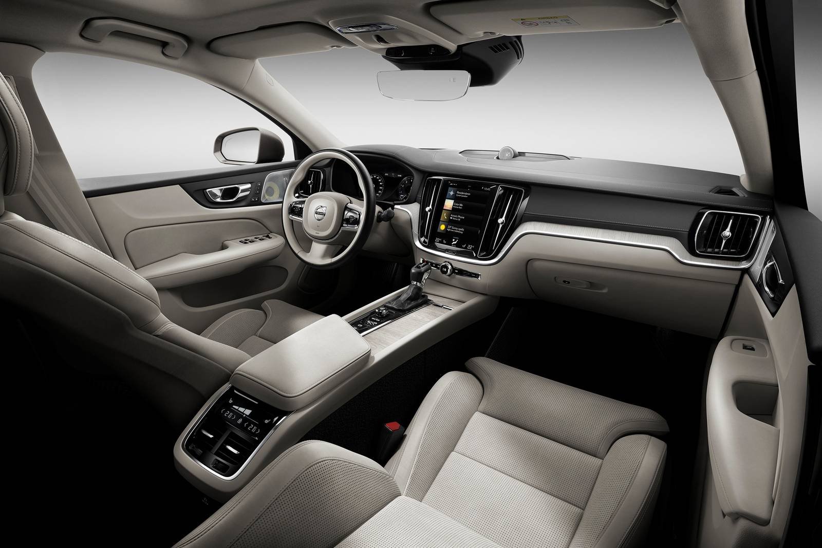 2019 Volvo S60 front safety D