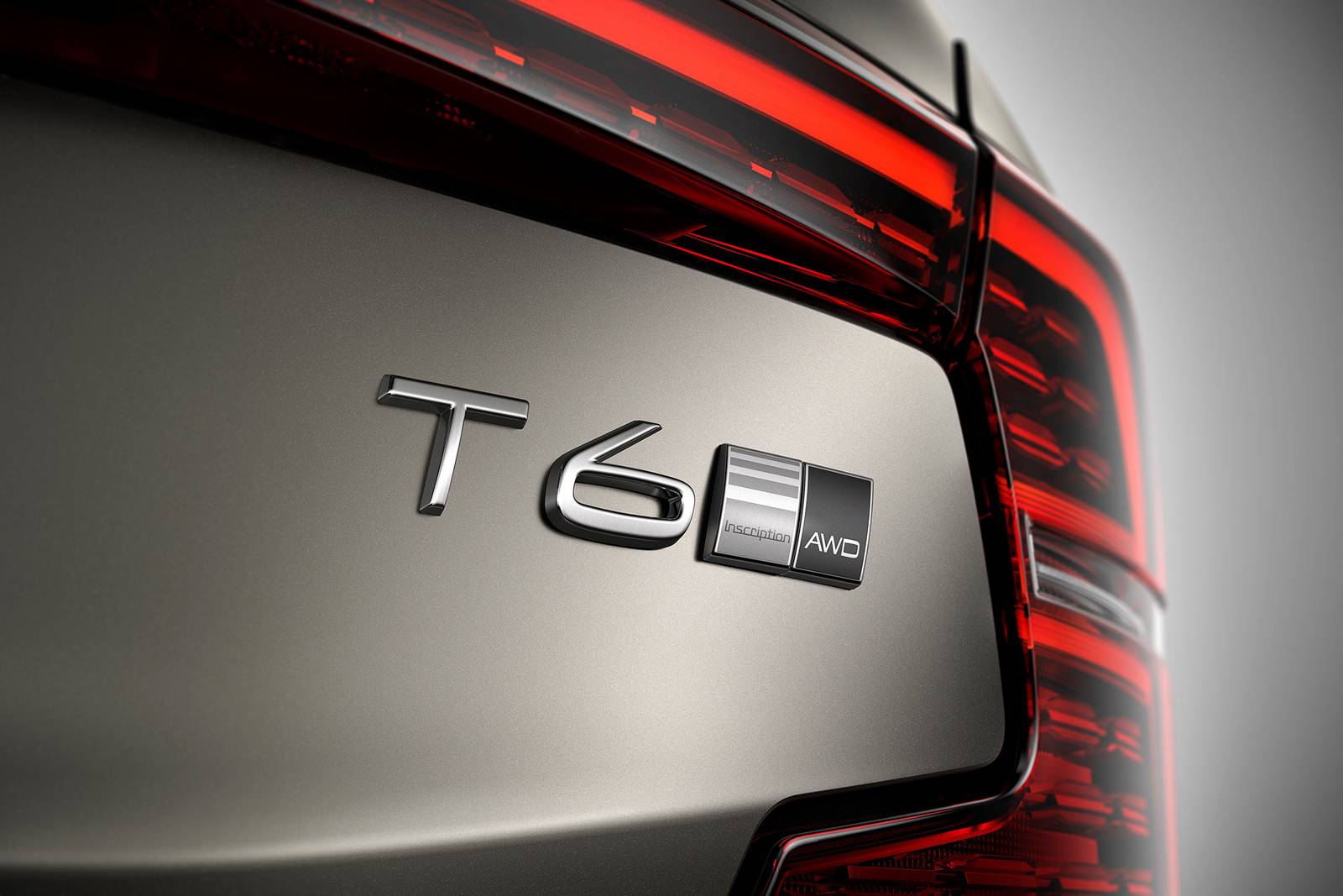 2019 Volvo S60 exterior RBDG