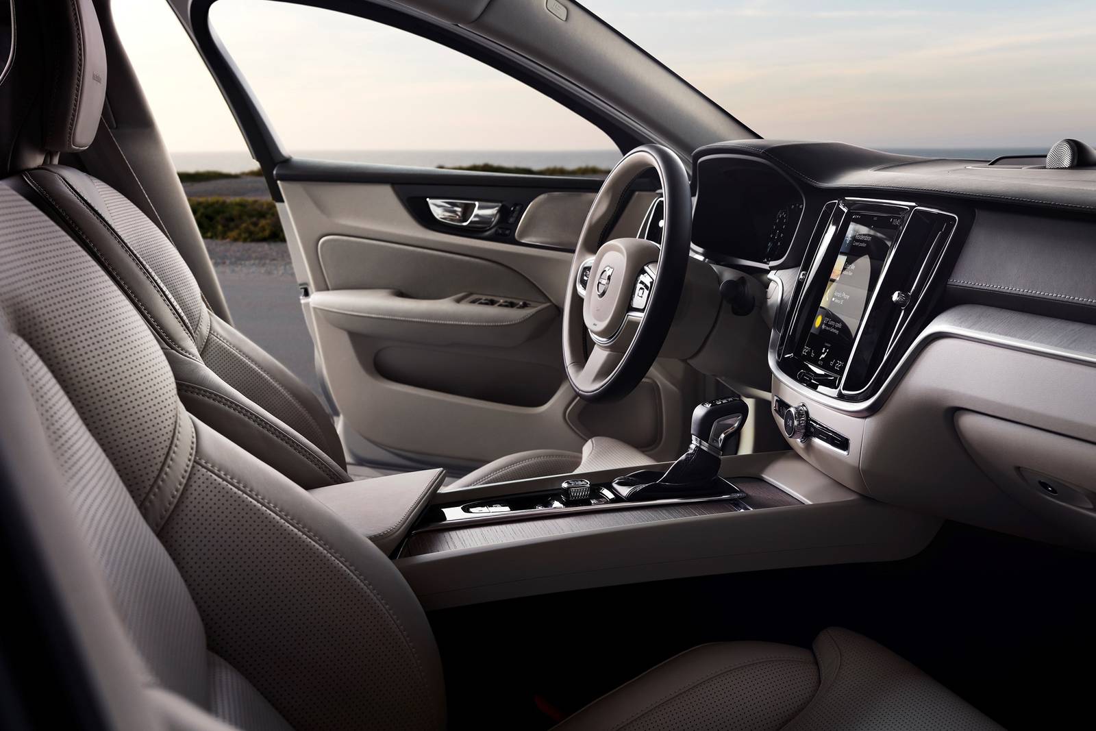 2021 Volvo S60 interior I