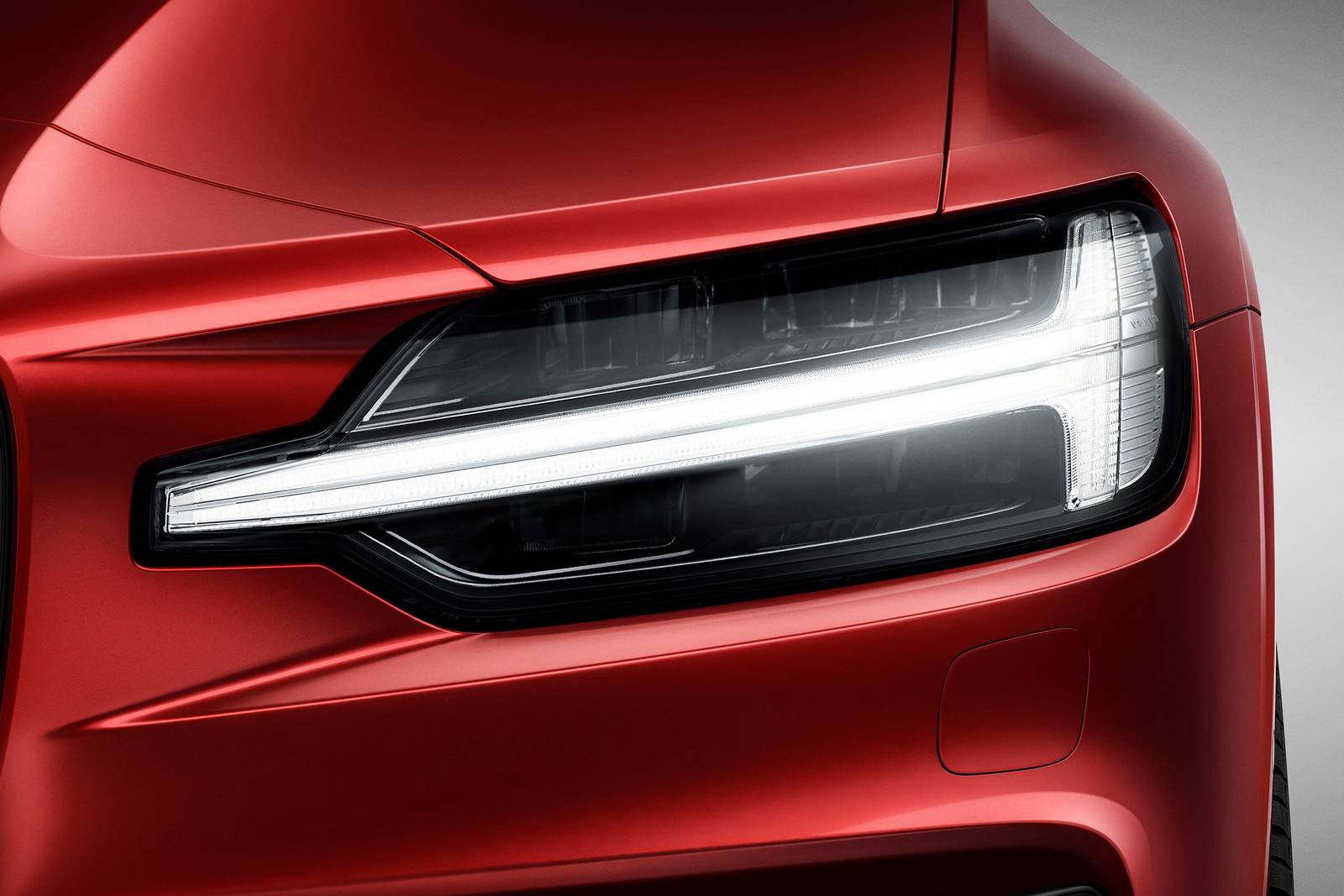 2021 Volvo S60 exterior EDETAIL