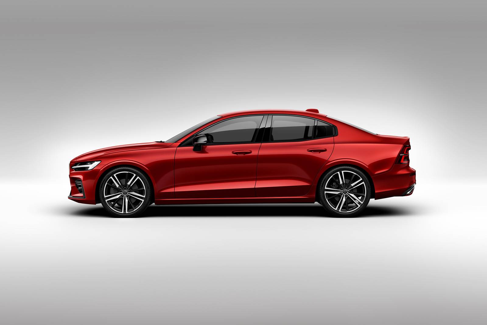 2021 Volvo S60 exterior S