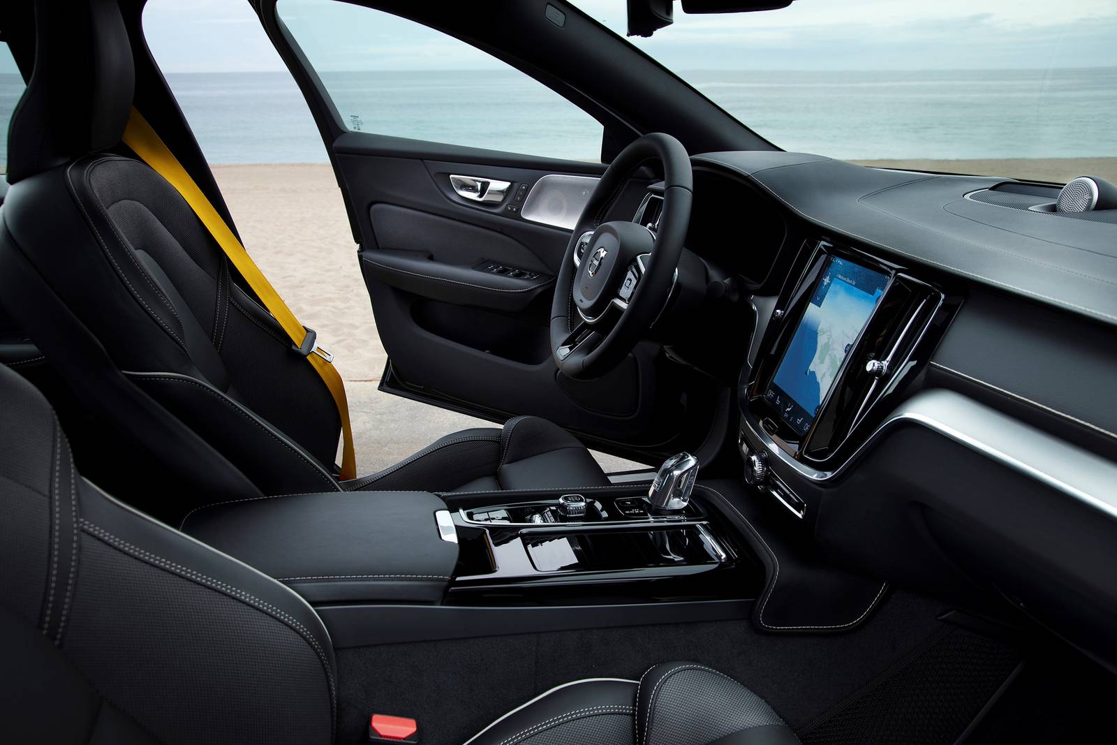 2021 Volvo S60 interior I