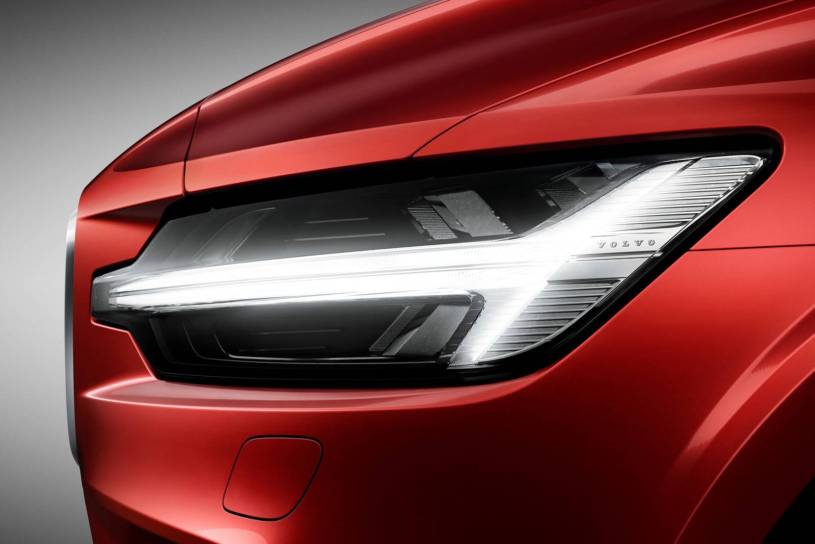 2022 Volvo S60 exterior EDETAIL