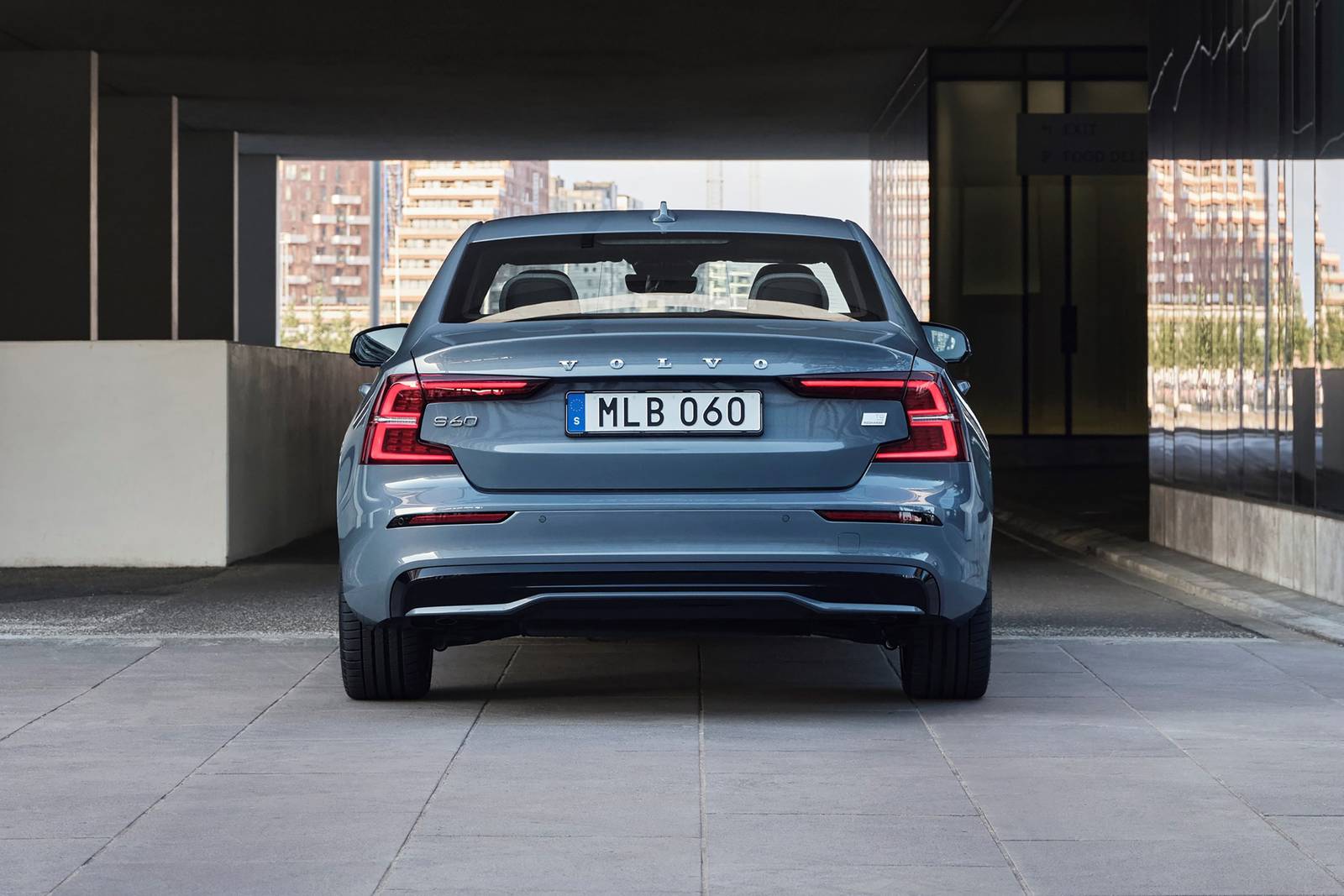 2023 Volvo S60 exterior F