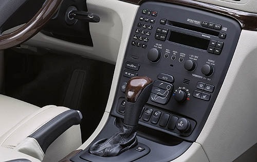 2006 Volvo S80 interior CC