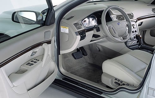 2006 Volvo S80 interior I