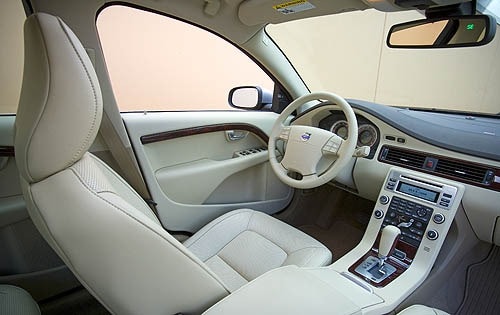 2008 Volvo S80 interior D