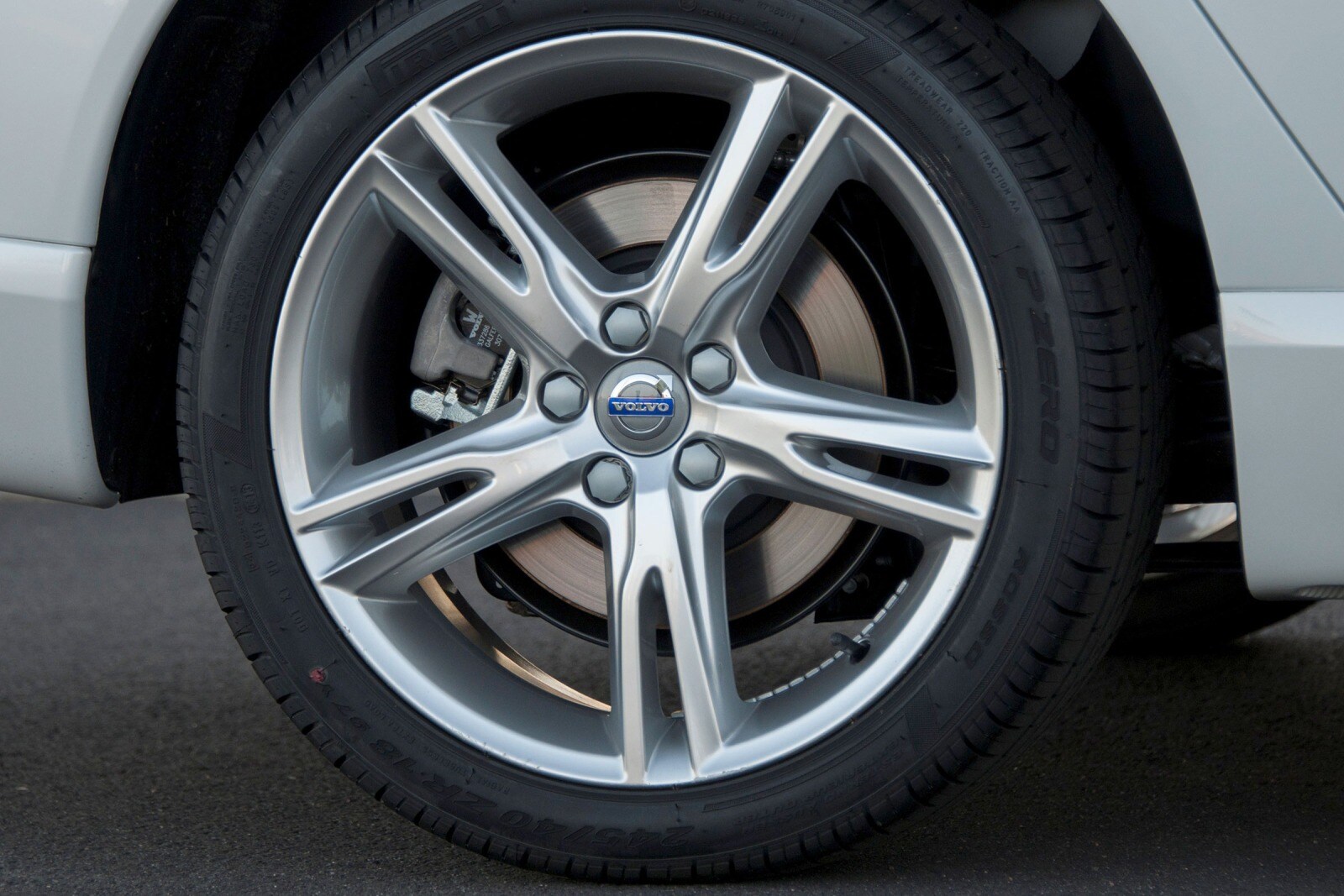 2016 Volvo S80 exterior W