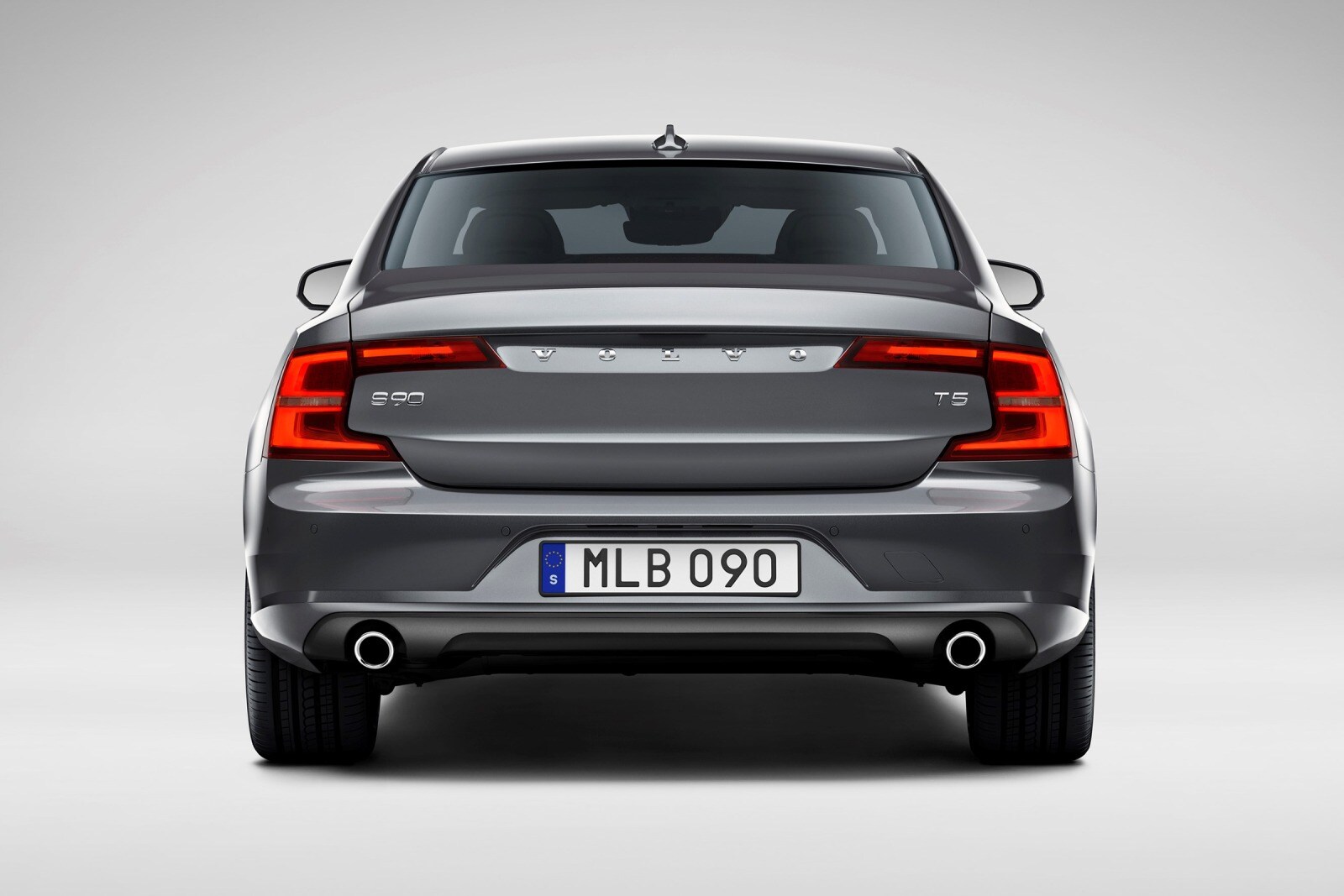 2017 Volvo S90 exterior F