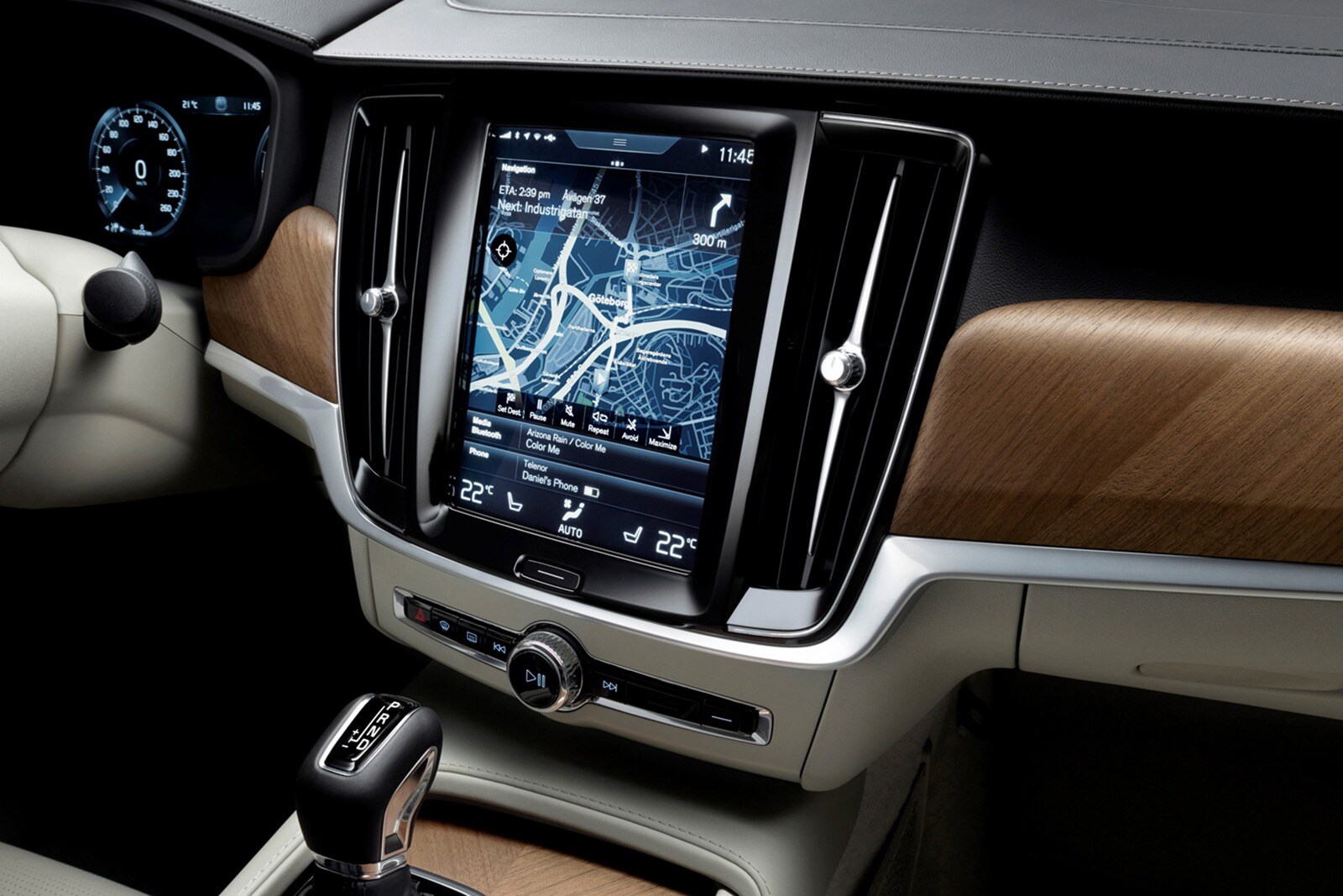 2017 Volvo S90 interior CC