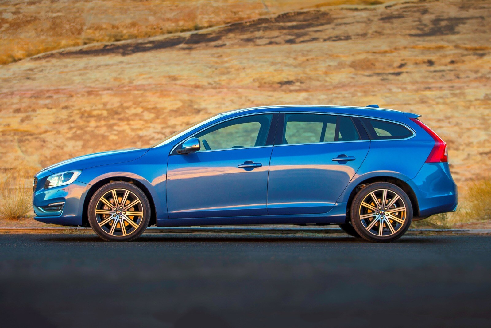 2017 Volvo V60 exterior F