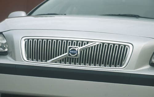2001 Volvo V70 — OEM photo 3