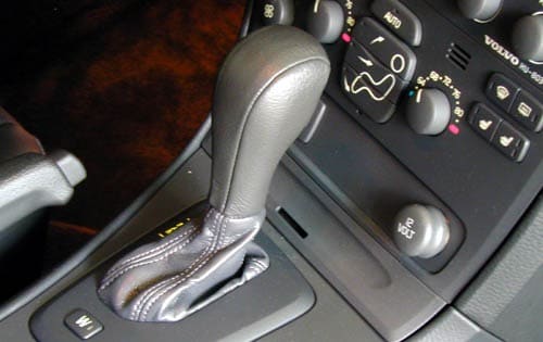 2001 Volvo V70 interior DETAIL