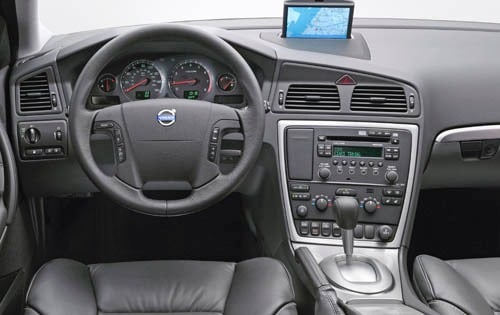 2005 Volvo V70 interior I