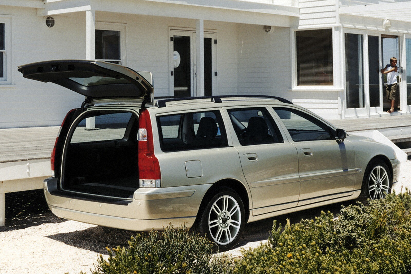 2007 Volvo V70 2.5T Wagon Exterior
