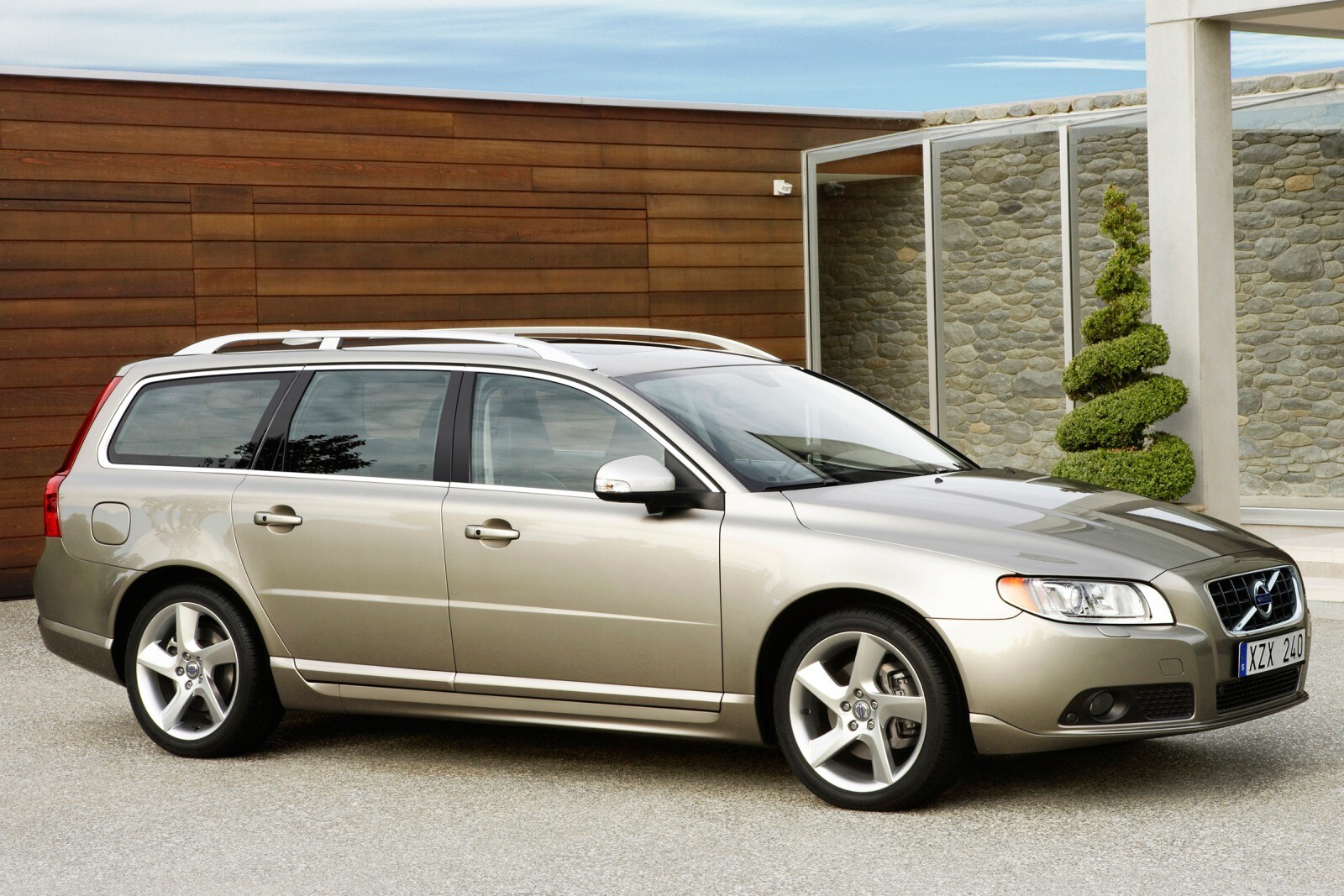 2010 Volvo V70