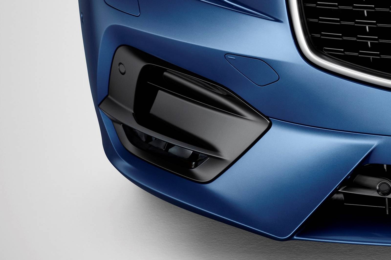 2018 Volvo V90 exterior EDETAIL