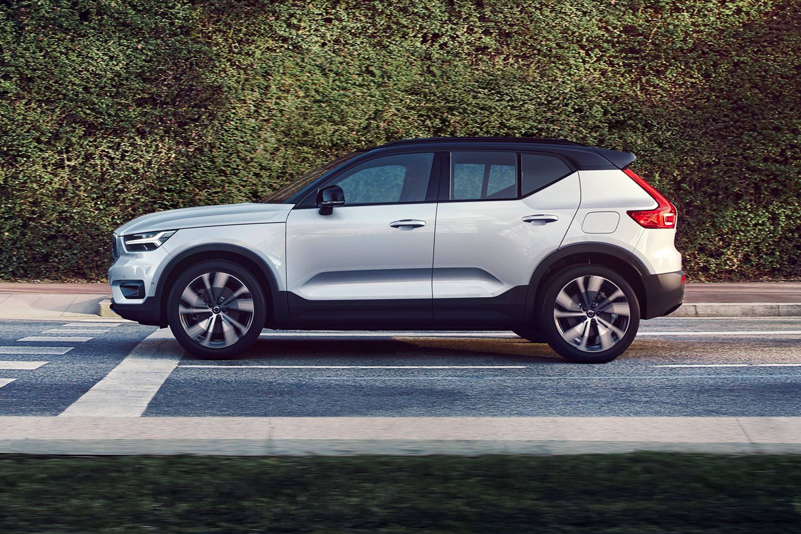 2021 Volvo Xc40 exterior S