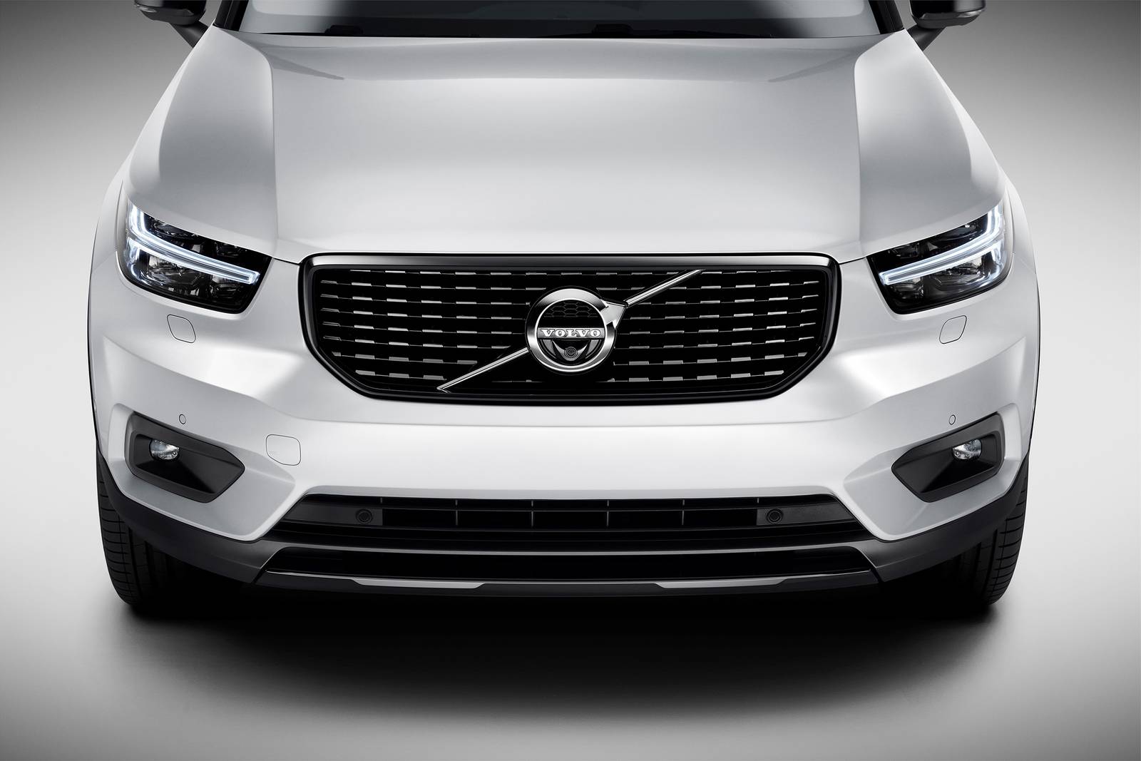 2019 Volvo Xc40 exterior FBDG
