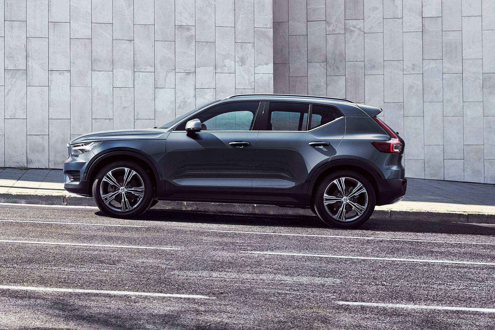 2021 Volvo Xc40 exterior S