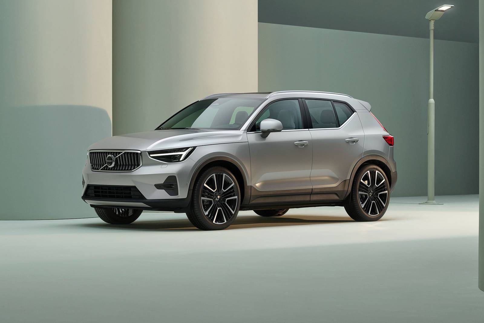2023 Volvo Xc40 exterior FQ