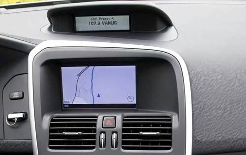 2010 Volvo XC60 front safety CC