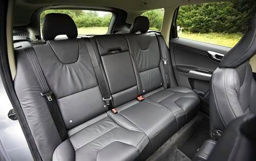 2010 Volvo Xc60 interior RI