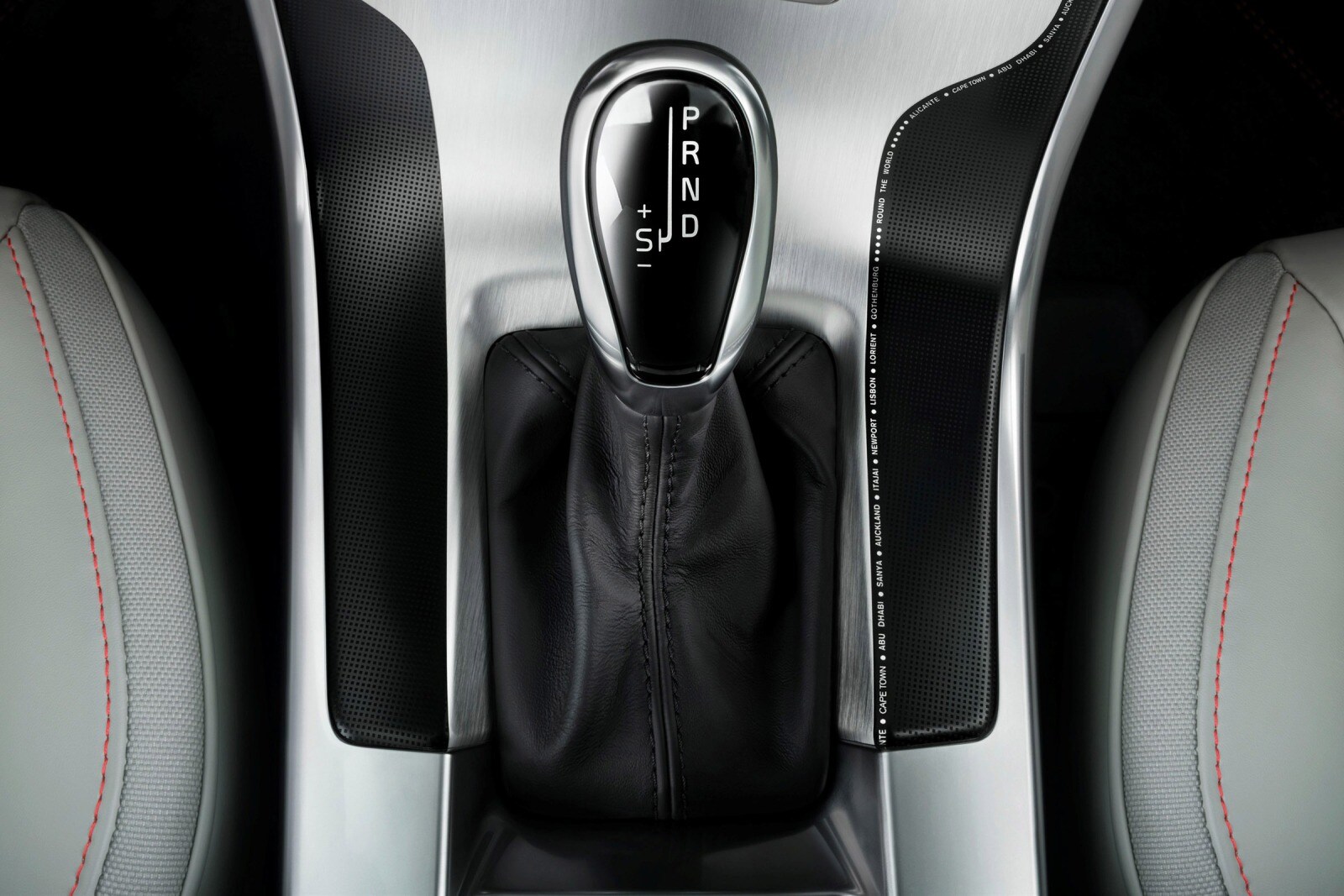 2016 Volvo Xc60 interior SHF